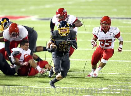 Thumbnail 2 in Pike vs. Archbishop Moeller (Crosstown Showdown) photogallery.