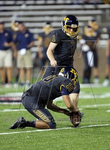 Thumbnail 3 in Pike vs. Archbishop Moeller (Crosstown Showdown) photogallery.