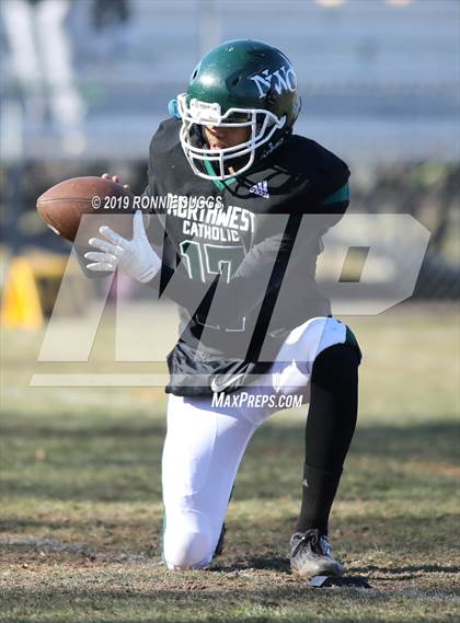 Thumbnail 3 in Bulkeley/Hartford Magnet Trinity College Academy/Weaver @ Northwest Catholic photogallery.