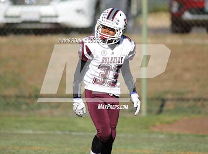Thumbnail 2 in Bulkeley/Hartford Magnet Trinity College Academy/Weaver @ Northwest Catholic photogallery.