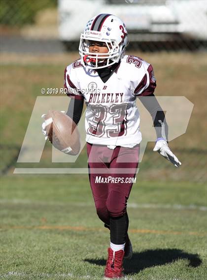 Thumbnail 2 in Bulkeley/Hartford Magnet Trinity College Academy/Weaver @ Northwest Catholic photogallery.