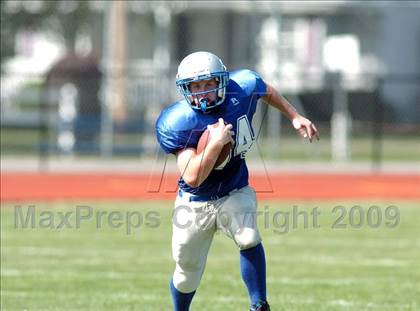 Thumbnail 2 in Tonawanda @ Newfane photogallery.