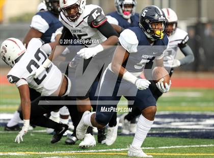 Thumbnail 3 in Curtis vs. Midwood (PSAL Quarterfinal Playoff) photogallery.