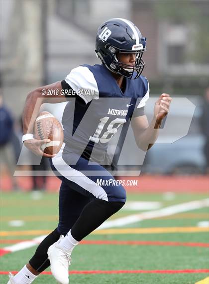 Thumbnail 2 in Curtis vs. Midwood (PSAL Quarterfinal Playoff) photogallery.