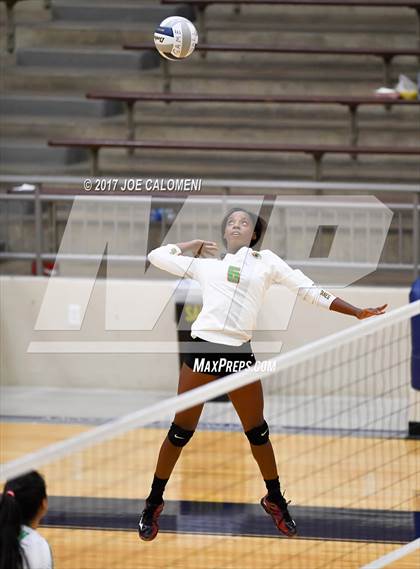 Thumbnail 2 in Jefferson vs Houston [Sam] photogallery.