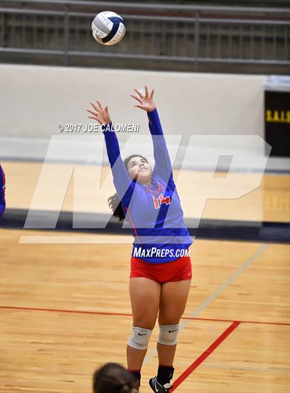 Thumbnail 3 in Jefferson vs Houston [Sam] photogallery.