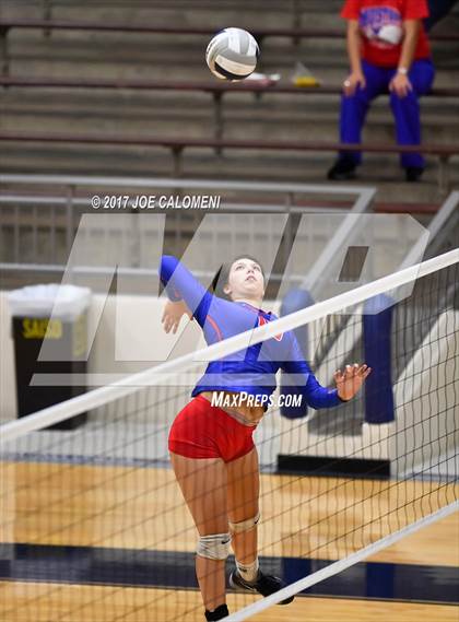 Thumbnail 3 in Jefferson vs Houston [Sam] photogallery.