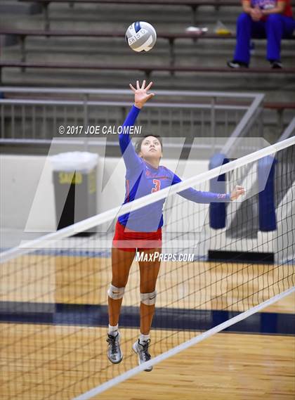 Thumbnail 3 in Jefferson vs Houston [Sam] photogallery.