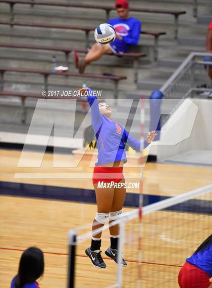 Thumbnail 1 in Jefferson vs Houston [Sam] photogallery.