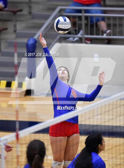 Thumbnail 2 in Jefferson vs Houston [Sam] photogallery.