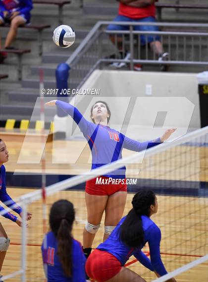 Thumbnail 1 in Jefferson vs Houston [Sam] photogallery.