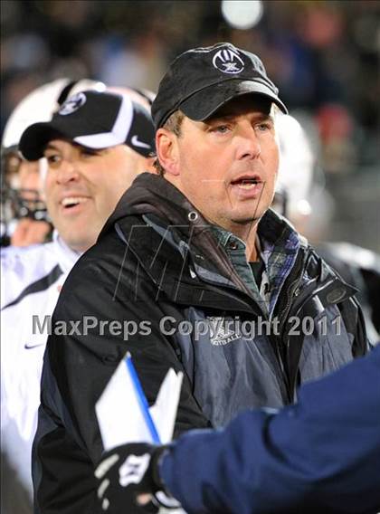Thumbnail 2 in Xavier vs. Staples (CIAC Class LL Final) photogallery.