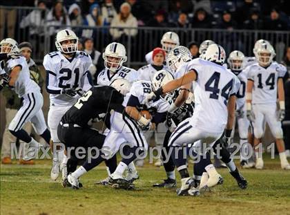Thumbnail 1 in Xavier vs. Staples (CIAC Class LL Final) photogallery.