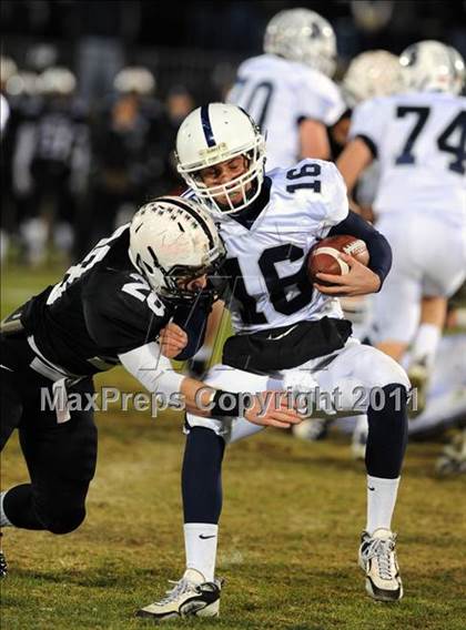 Thumbnail 3 in Xavier vs. Staples (CIAC Class LL Final) photogallery.