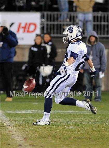 Thumbnail 3 in Xavier vs. Staples (CIAC Class LL Final) photogallery.