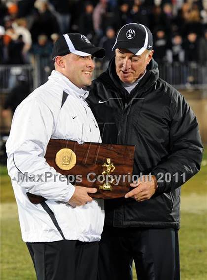 Thumbnail 2 in Xavier vs. Staples (CIAC Class LL Final) photogallery.