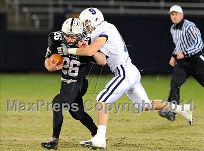 Thumbnail 2 in Xavier vs. Staples (CIAC Class LL Final) photogallery.