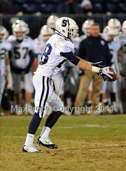 Thumbnail 2 in Xavier vs. Staples (CIAC Class LL Final) photogallery.