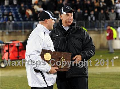 Thumbnail 3 in Xavier vs. Staples (CIAC Class LL Final) photogallery.