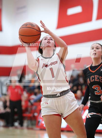 Thumbnail 3 in Amanda-Clearcreek @ Logan Elm photogallery.