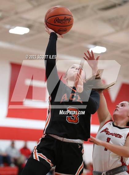 Thumbnail 2 in Amanda-Clearcreek @ Logan Elm photogallery.