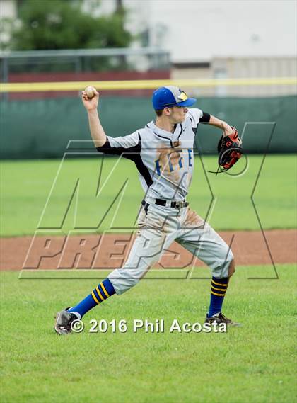 Thumbnail 3 in Monrovia vs Fife photogallery.