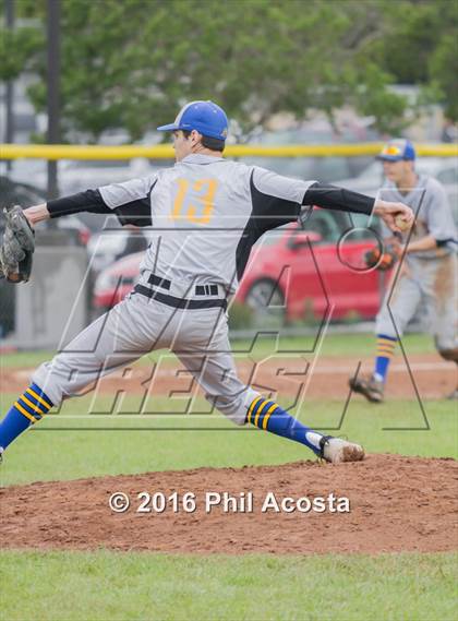 Thumbnail 3 in Monrovia vs Fife photogallery.