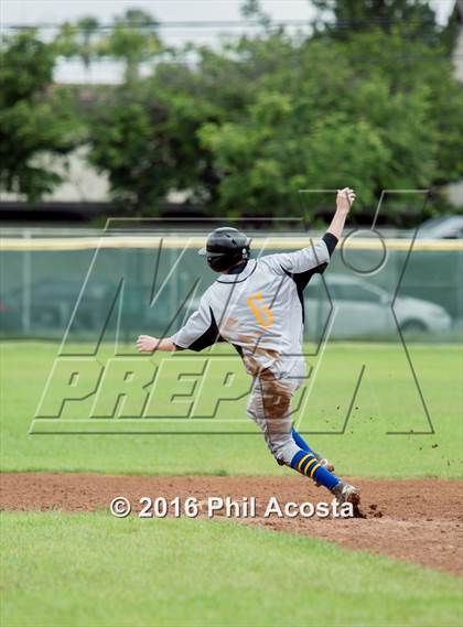 Thumbnail 2 in Monrovia vs Fife photogallery.