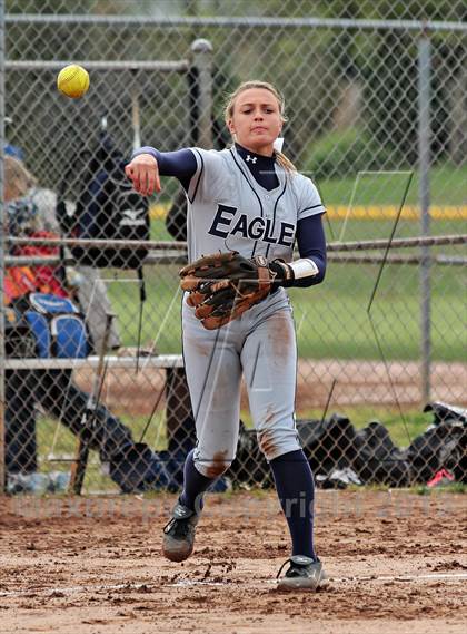 Thumbnail 2 in Seymour vs. Maryville (Foothills Classic) photogallery.