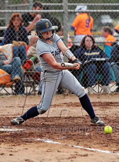 Thumbnail 2 in Seymour vs. Maryville (Foothills Classic) photogallery.