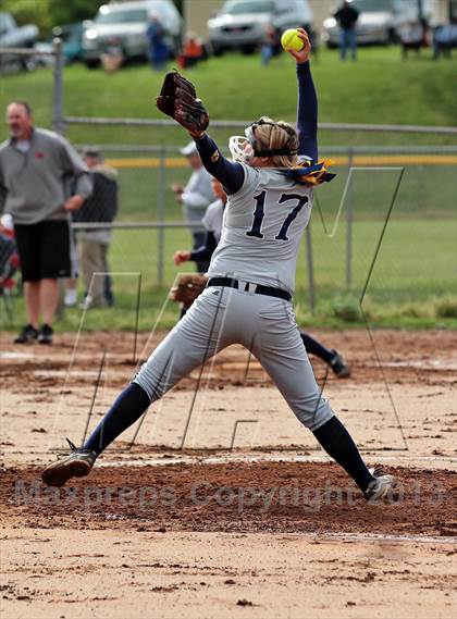 Thumbnail 3 in Seymour vs. Maryville (Foothills Classic) photogallery.