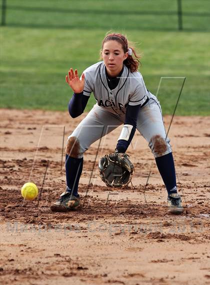 Thumbnail 1 in Seymour vs. Maryville (Foothills Classic) photogallery.