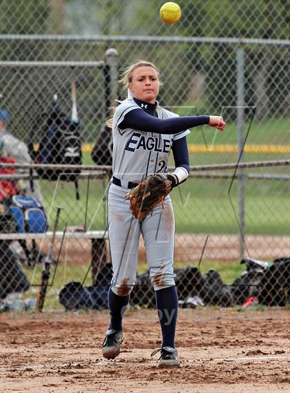 Thumbnail 3 in Seymour vs. Maryville (Foothills Classic) photogallery.