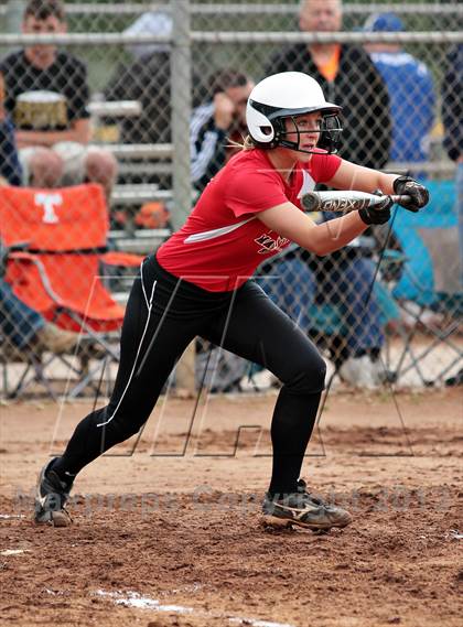 Thumbnail 1 in Seymour vs. Maryville (Foothills Classic) photogallery.