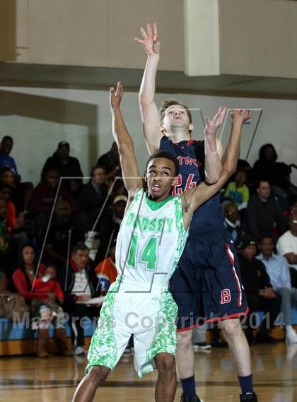 Thumbnail 3 in Dorsey vs. Brentwood School (Price Showcase) photogallery.