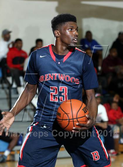 Thumbnail 1 in Dorsey vs. Brentwood School (Price Showcase) photogallery.
