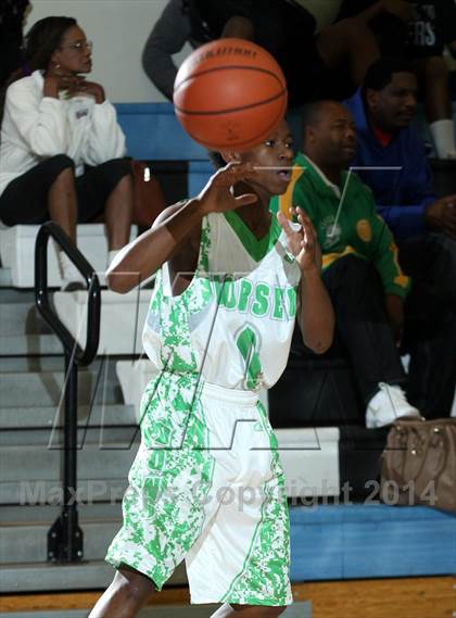 Thumbnail 1 in Dorsey vs. Brentwood School (Price Showcase) photogallery.