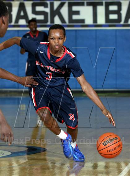 Thumbnail 2 in Dorsey vs. Brentwood School (Price Showcase) photogallery.