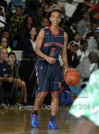 Thumbnail 2 in Dorsey vs. Brentwood School (Price Showcase) photogallery.