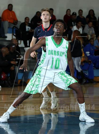 Thumbnail 1 in Dorsey vs. Brentwood School (Price Showcase) photogallery.
