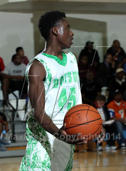 Thumbnail 2 in Dorsey vs. Brentwood School (Price Showcase) photogallery.