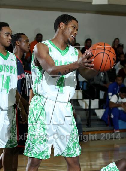 Thumbnail 1 in Dorsey vs. Brentwood School (Price Showcase) photogallery.