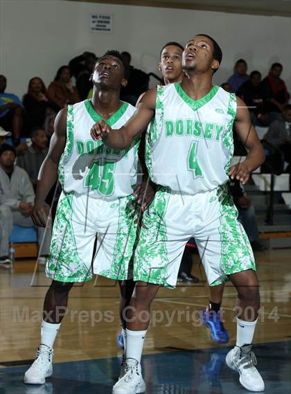 Thumbnail 3 in Dorsey vs. Brentwood School (Price Showcase) photogallery.