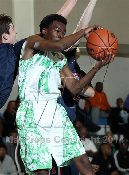 Thumbnail 3 in Dorsey vs. Brentwood School (Price Showcase) photogallery.