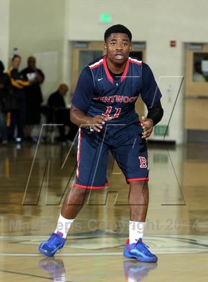 Thumbnail 3 in Dorsey vs. Brentwood School (Price Showcase) photogallery.