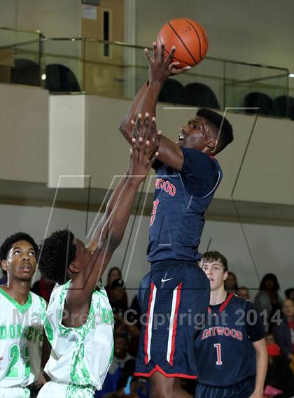 Thumbnail 3 in Dorsey vs. Brentwood School (Price Showcase) photogallery.
