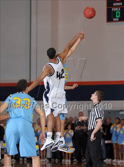 Thumbnail 1 in Center vs. Vista del Lago (CIF SJS D3 Playoffs) photogallery.
