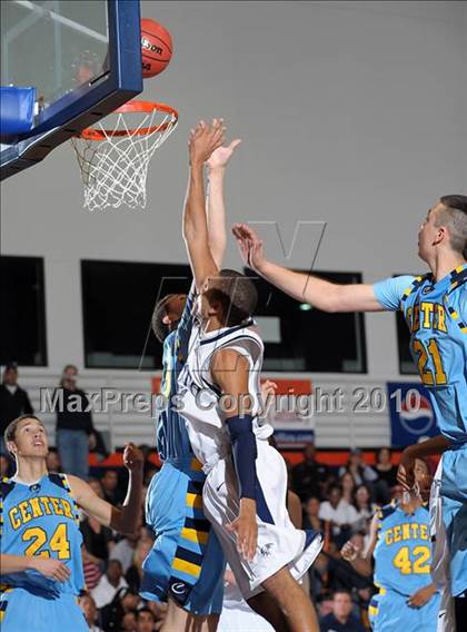 Thumbnail 2 in Center vs. Vista del Lago (CIF SJS D3 Playoffs) photogallery.