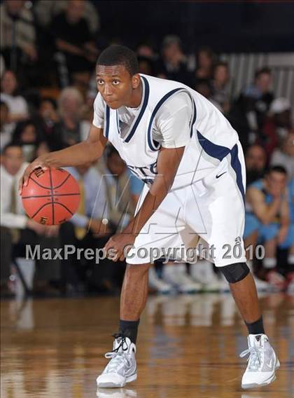 Thumbnail 1 in Center vs. Vista del Lago (CIF SJS D3 Playoffs) photogallery.