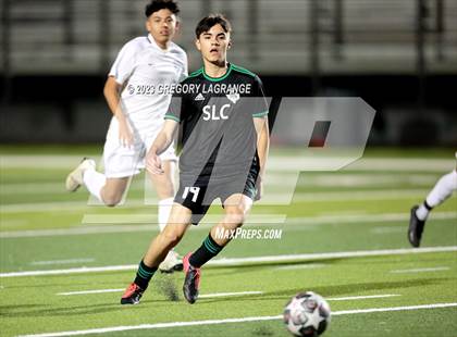 Thumbnail 3 in Fossil Ridge vs Southlake Carroll photogallery.